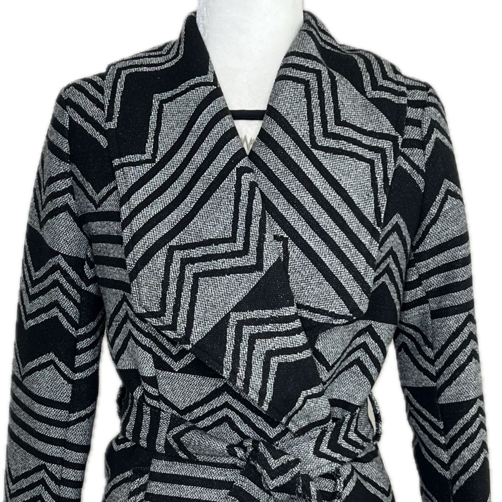 Wool Blend Coat Belted Wrap Geometric Zigzag Charlotte Russe Black Gray Small S - Picture 15 of 15